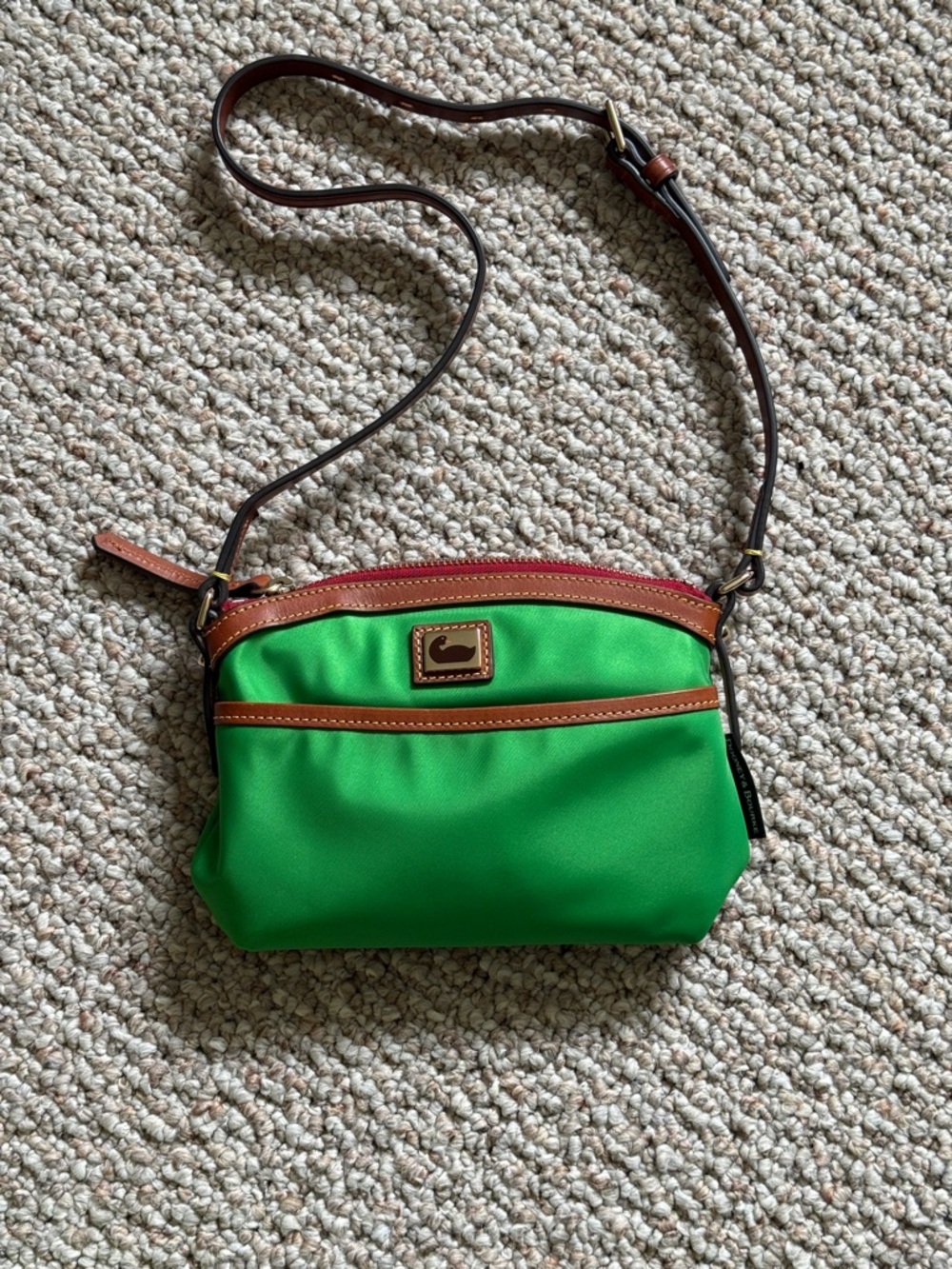 Dooney & Bourke Green Crossbody with Tan Trim - Picture 2 of 9